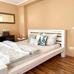 https://apartement-am-schloss-pillnitz.dresdenhotels.net